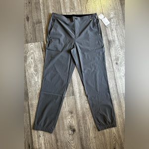 Vuori fleet jogger